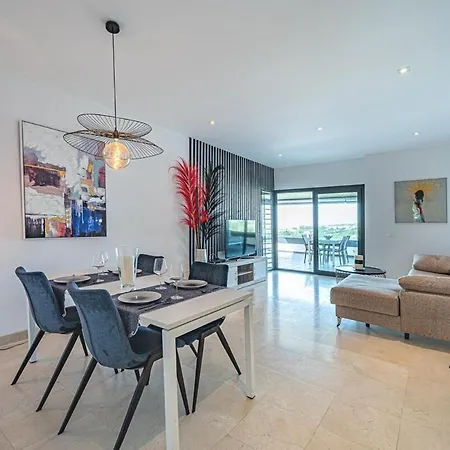 Theview Luxury Sea And Sunsetview Flamingos Golf Apartment
